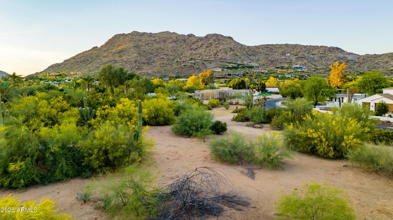 5702 Lincoln Dr #1, Paradise Valley, AZ 85253