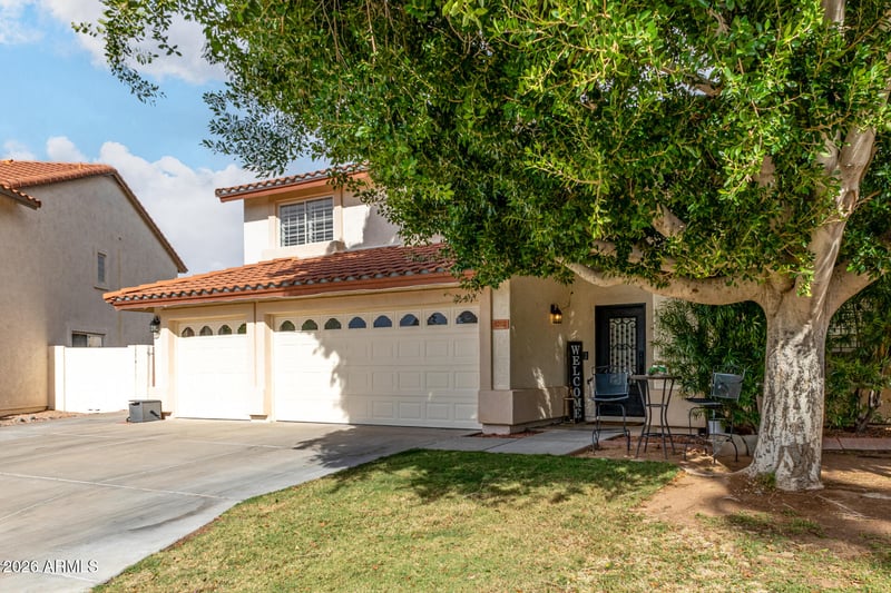 5702 Windrose Dr, Glendale, AZ 85304