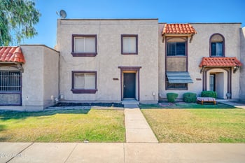 5703 43rd Dr, Glendale, AZ 85301