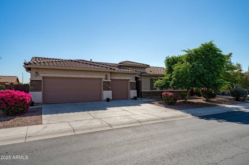 5703 57th Ln, Laveen, AZ 85339