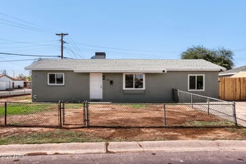 5703 W Sells Dr, Phoenix, AZ 85031