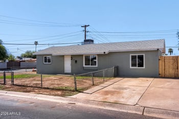 5703 W Sells Dr, Phoenix, AZ 85031