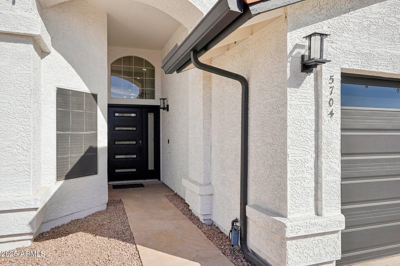 5704 Estrid Ave, Scottsdale, AZ 85254
