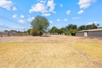 5704 11th Ave #-, Phoenix, AZ 85013