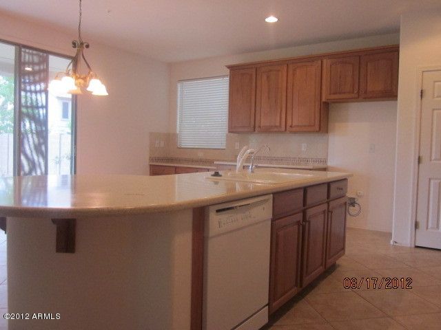 5705 W Ludden Mountain Dr, Glendale, AZ 85310