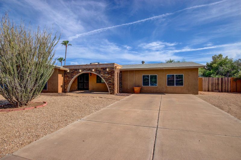 5707 E Thunderbird Rd, Scottsdale, AZ 85254