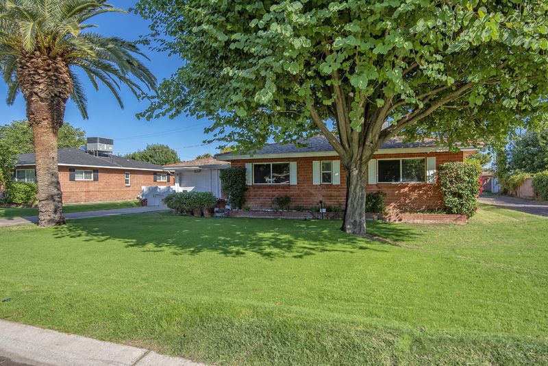 5707 N 18th Pl, Phoenix, AZ 85016