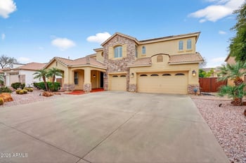 5707 Robb Ln, Glendale, AZ 85310