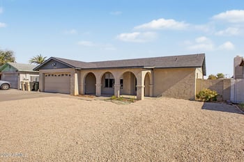 5707 Cholla St, Glendale, AZ 85304