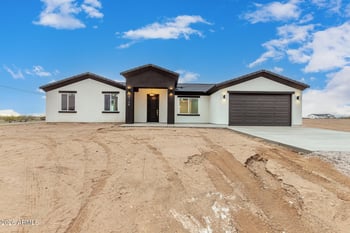 5708 381st Ln, Tonopah, AZ 85354