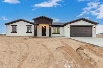 5708 381st Ln, Tonopah, AZ 85354