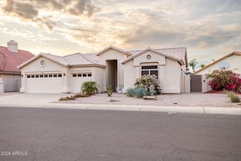 5708 Abraham Ln, Glendale, AZ 85308