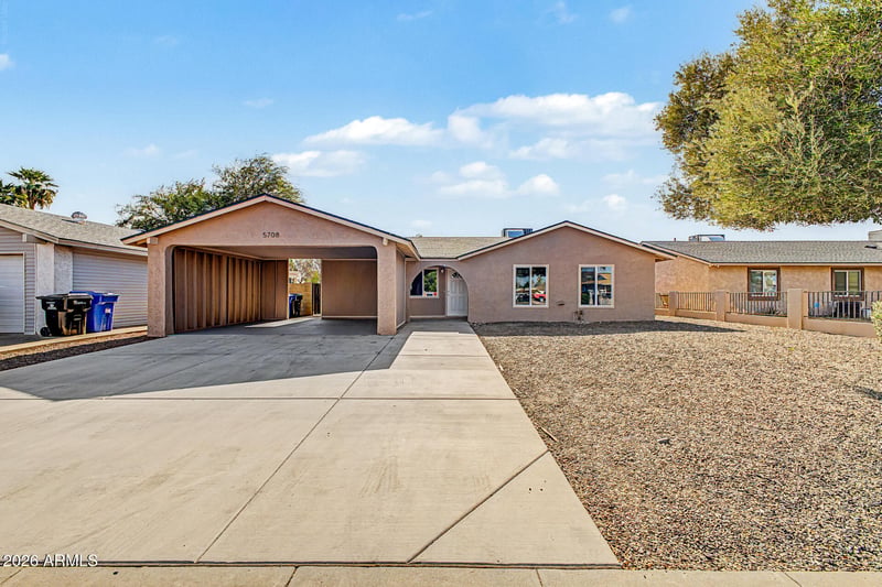 5708 N 42nd Ln, Phoenix, AZ 85019