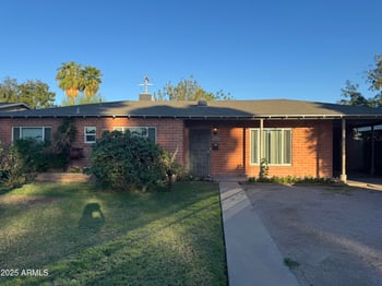 5709 16th St, Phoenix, AZ 85016