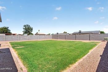 5709 Roberts Rd, Tempe, AZ 85283