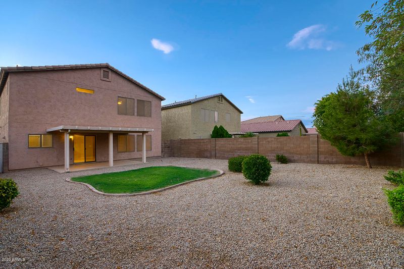 571 E Renegade Pl, San Tan Valley, AZ 85143