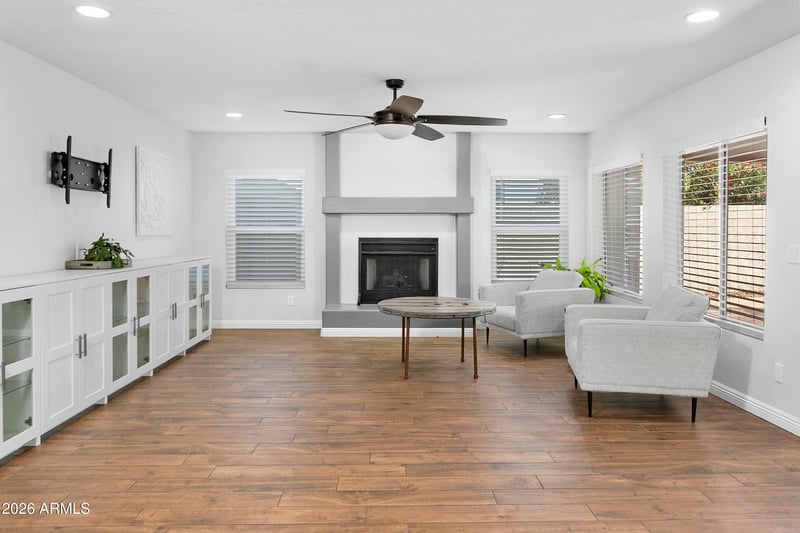 571 Kingston St, Gilbert, AZ 85233