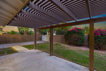 571 Myrna Ln, Chandler, AZ 85225
