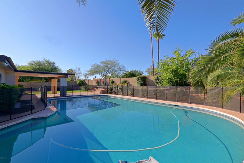 5710 E Sharon Dr, Scottsdale, AZ 85254