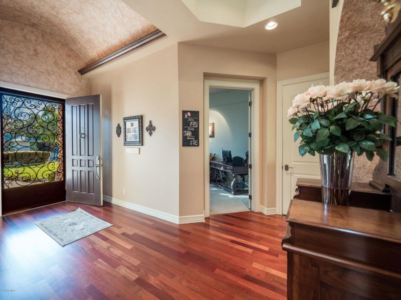 5710 N 10th Ave, Phoenix, AZ 85013
