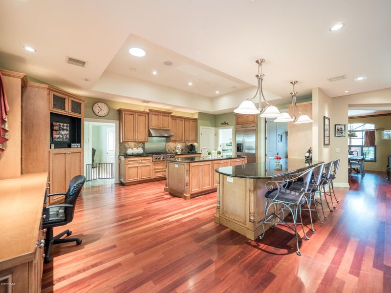 5710 N 10th Ave, Phoenix, AZ 85013