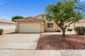 5711 N 73rd Dr, Glendale, AZ 85303