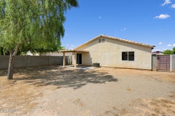 5711 N 73rd Dr, Glendale, AZ 85303
