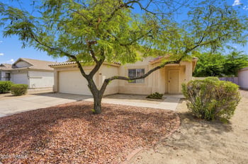 5711 N 73rd Dr, Glendale, AZ 85303