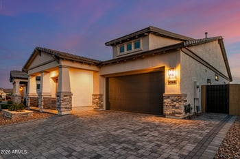 5711 Scarlet St, Mesa, AZ 85215