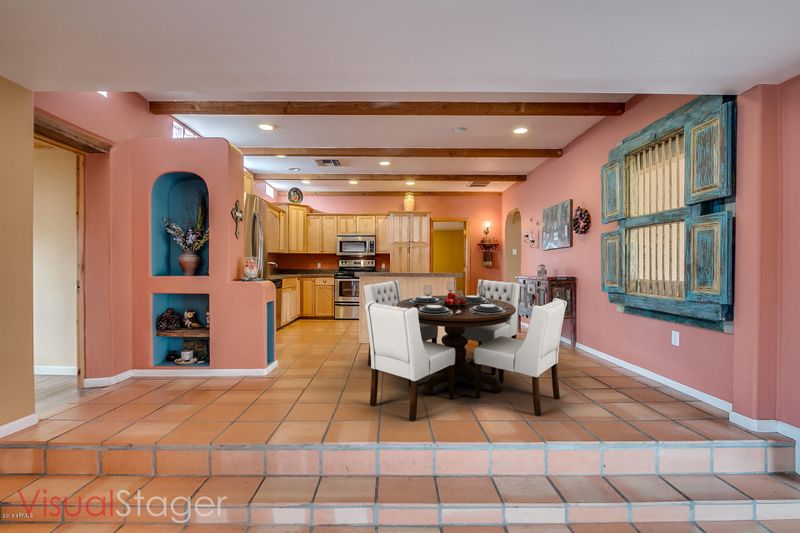 5712 E Peak View Rd, Cave Creek, AZ 85331
