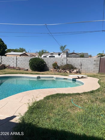 5712 Orangewood Ave, Glendale, AZ 85301