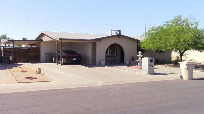 5714 N 70th Ave, Glendale, AZ 85303