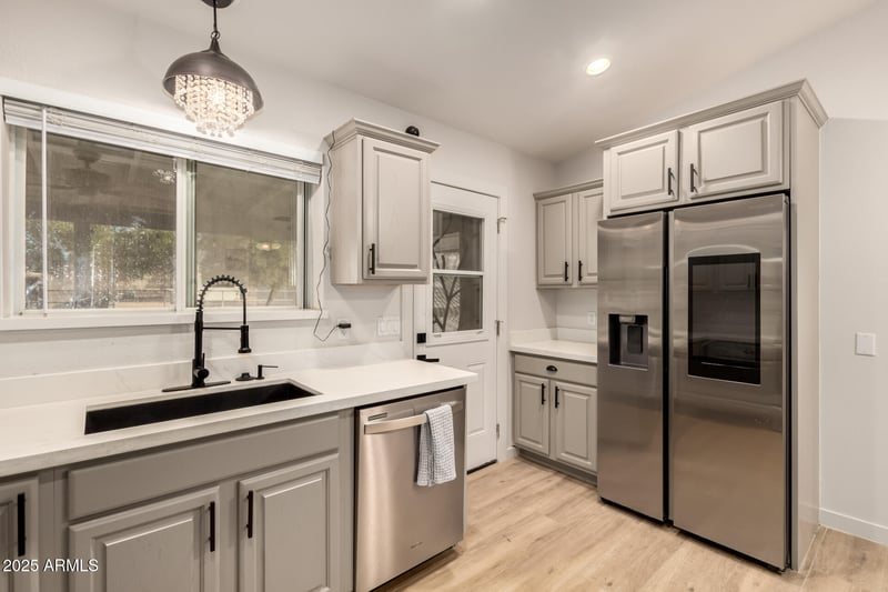 5715 105th Ln, Glendale, AZ 85307