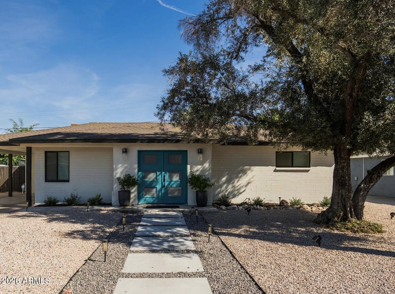 5715 N 11th Pl, Phoenix, AZ 85014