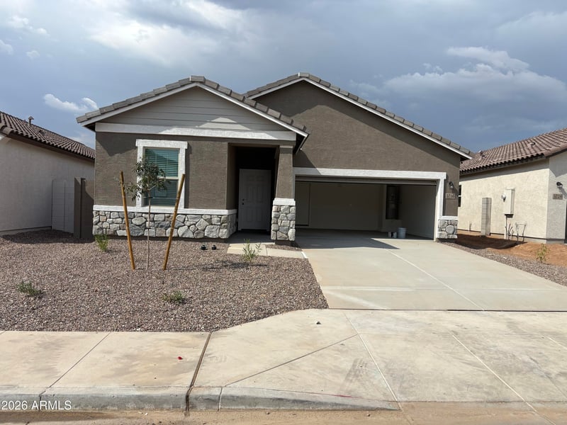 5716 Hornblende Way, San Tan Valley, AZ 85143