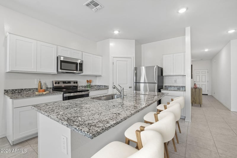 5716 Hornblende Way, San Tan Valley, AZ 85143