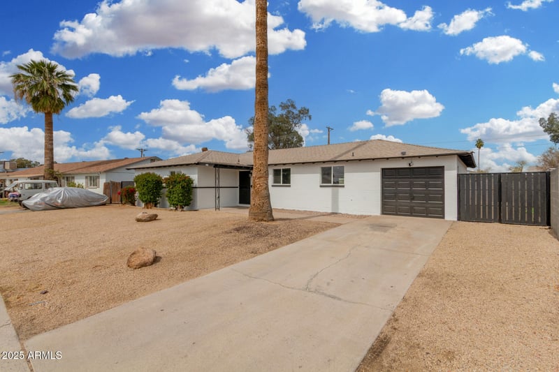 5716 Hazelwood St, Phoenix, AZ 85031