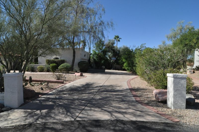 5717 E Almeda Ct, Cave Creek, AZ 85331