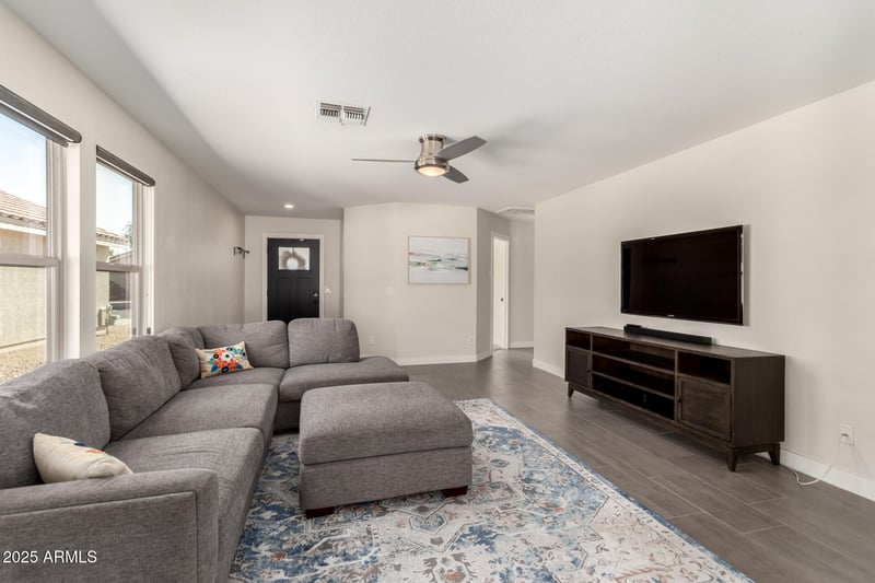 5718 Flower Cir, Mesa, AZ 85206