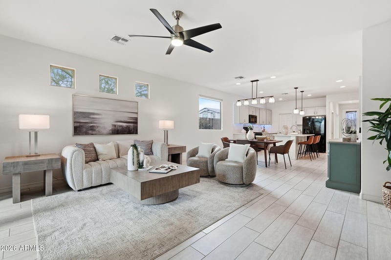 5718 W Jones Ave, Phoenix, AZ 85043