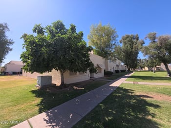 5719 44th Ln, Glendale, AZ 85301