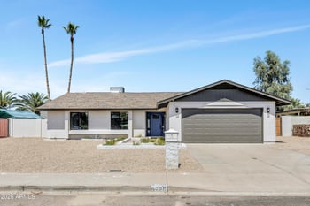 5720 Greenbriar Dr, Glendale, AZ 85308