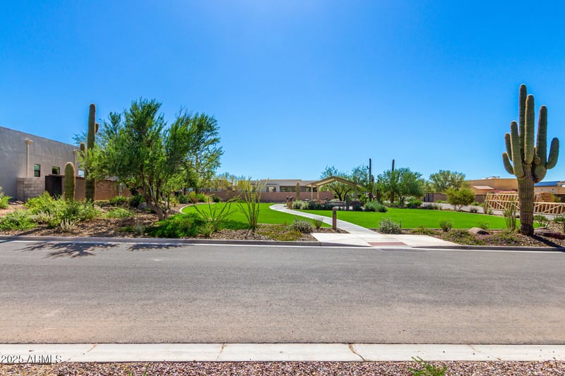 5720 Lowden Rd, Cave Creek, AZ 85331