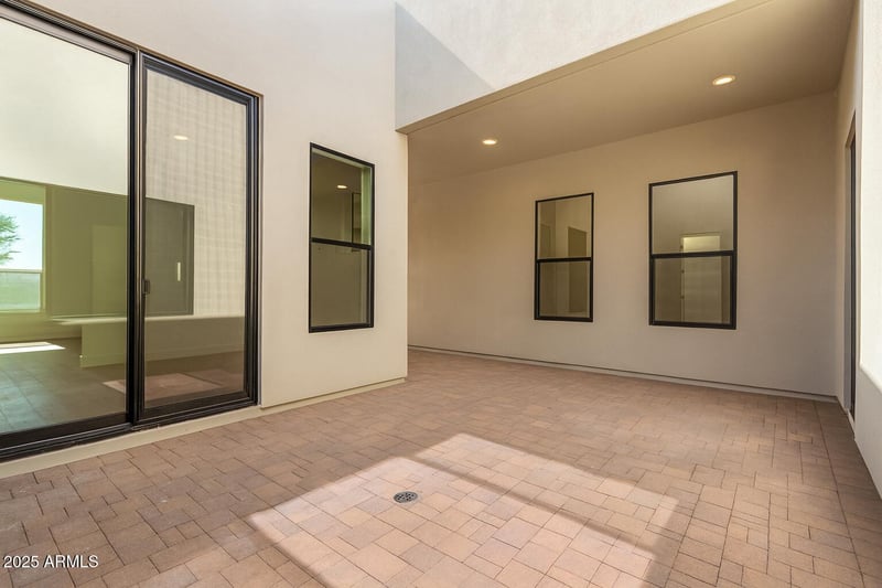 5720 Lowden Rd, Cave Creek, AZ 85331