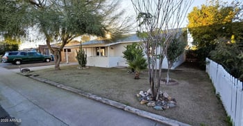 5721 W Cheery Lynn Rd, Phoenix, AZ 85031