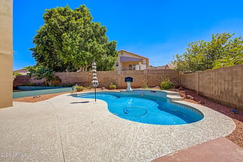 5721 Mariposa Grande Ln, Glendale, AZ 85310