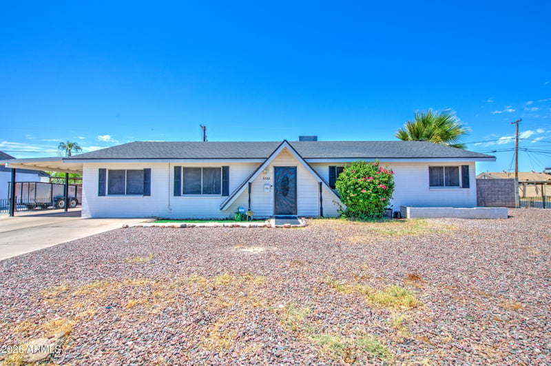 5722 N 62nd Dr, Glendale, AZ 85301
