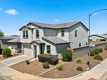 5722 Odeum Ln, Phoenix, AZ 85043