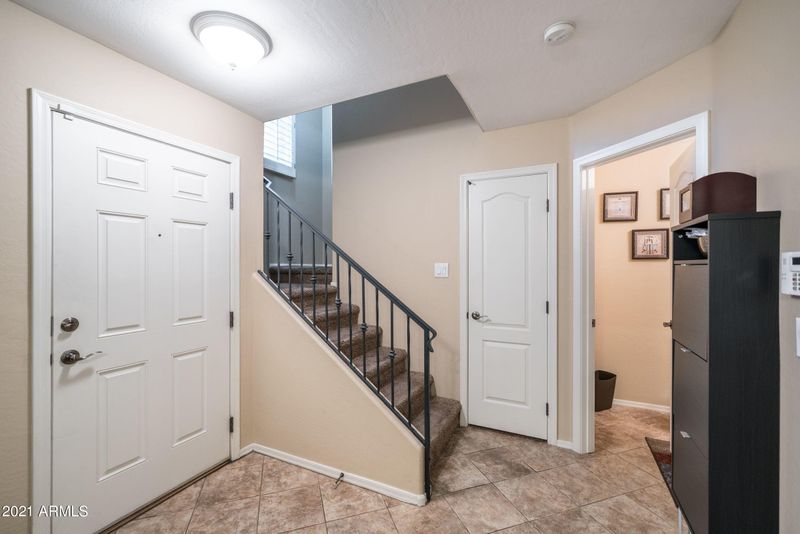 5722 S 21st Pl, Phoenix, AZ 85040