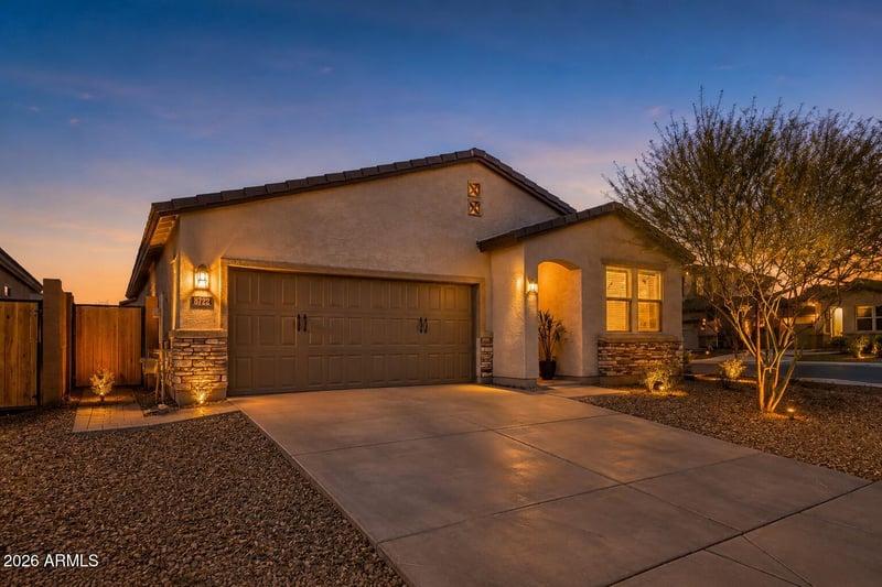 5722 W Getty Dr, Phoenix, AZ 85043